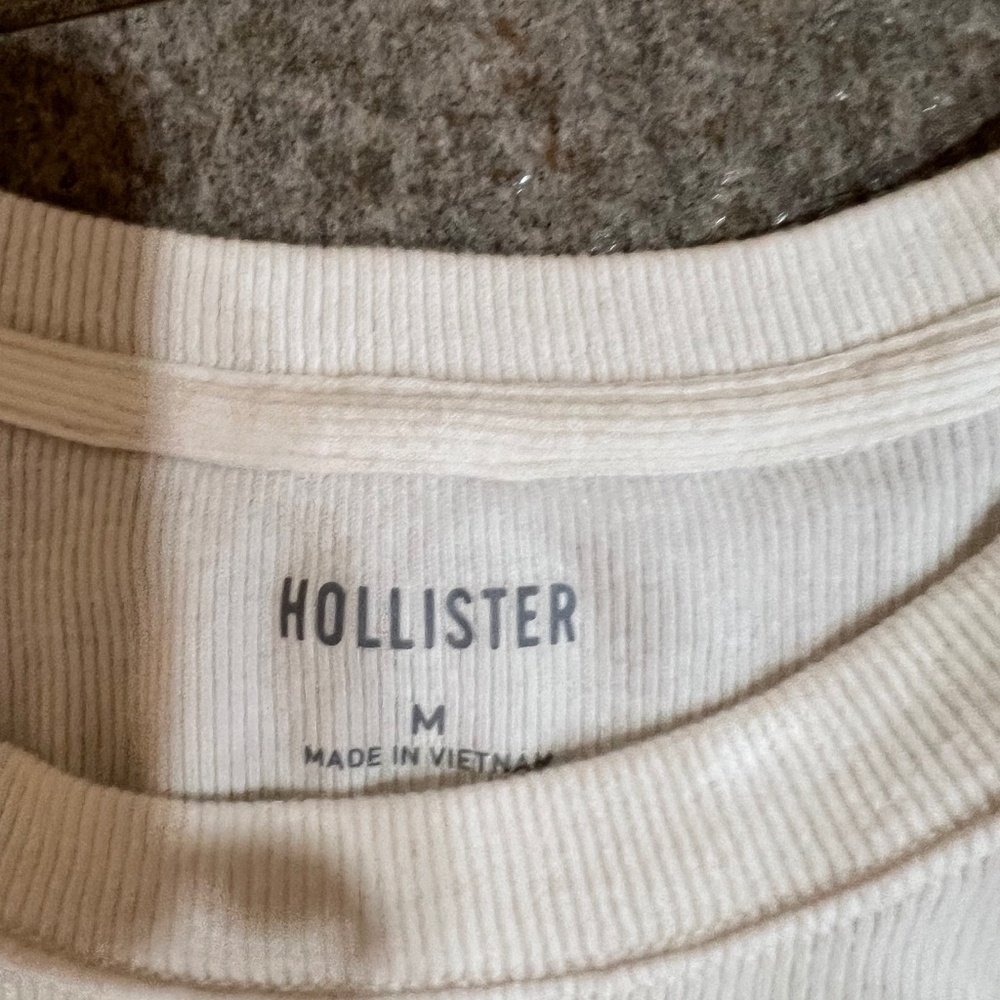 Hollister shirt